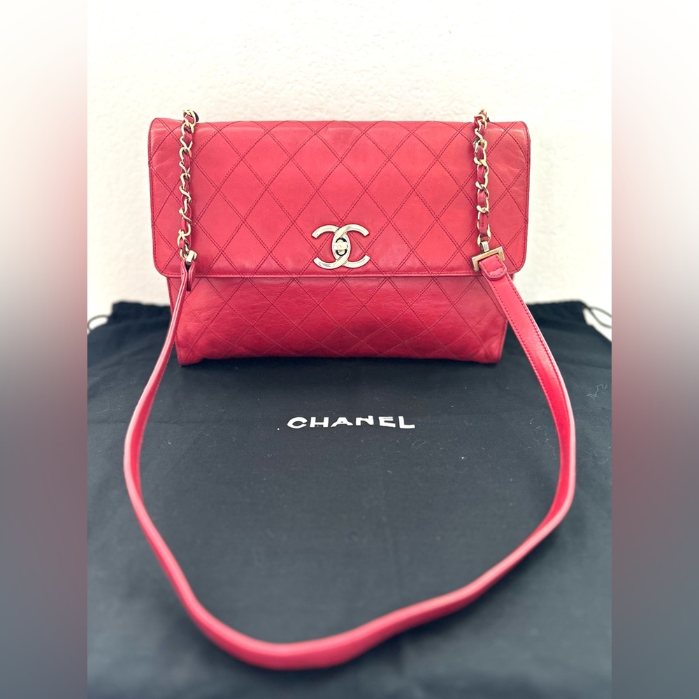 Auth CHANEL Vintage Classic CC Soft Calfskin Jumbo Bag 12 x 8 IN